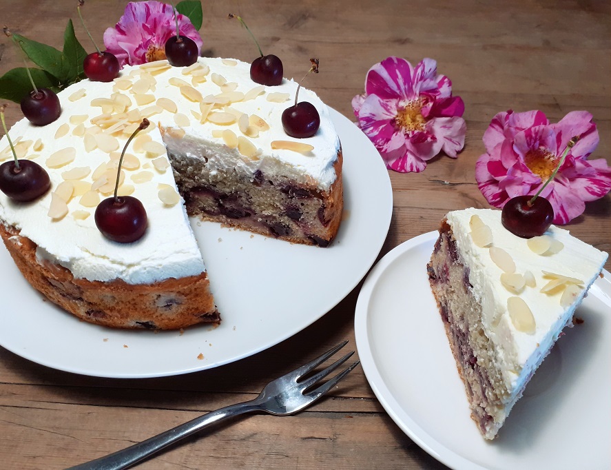 Kirschkuchen mit Mascarpone-Topping