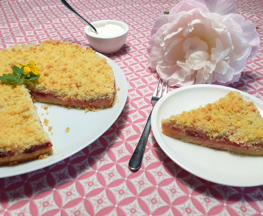 Rhabarber-Streuselkuchen